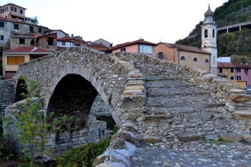 Villa in Borgomaro mit privatem Parkplatz - foto 27