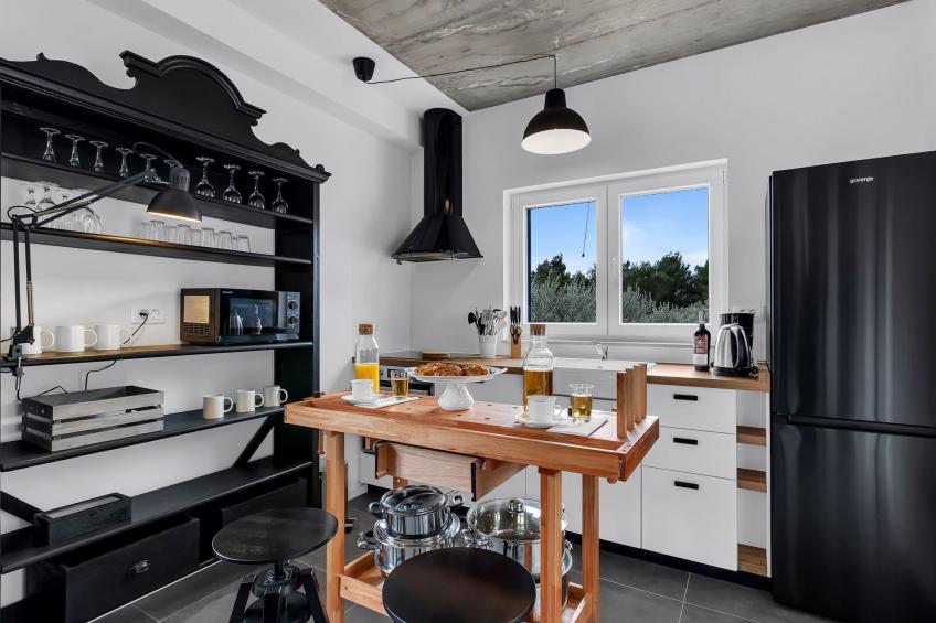 Modernes Ferienhaus in Zaostrog mit Beheiztem Pool - foto 31