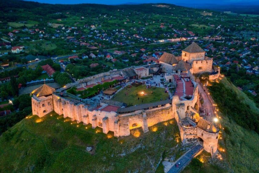 Traditionelle Villa mit Pool und Ausblick - foto 21