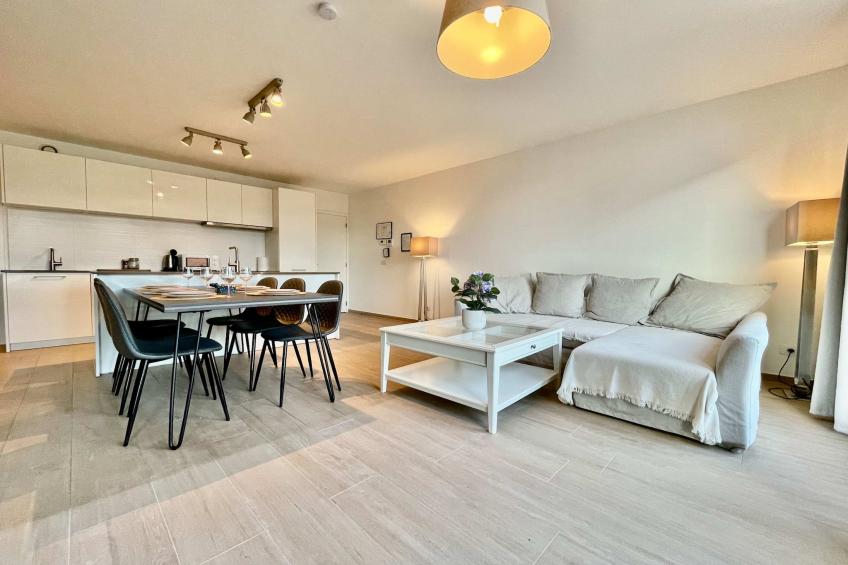 Modern 2BR 1/5 BA Near Diamond District by OneLuxStay - foto 10