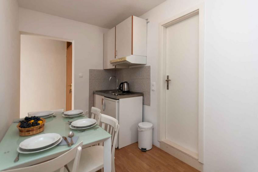 Appartement de vacances avec internet, air conditionné, chauffage, barbecue, ping-pong, amarrage - BF-HT2FX - foto 13