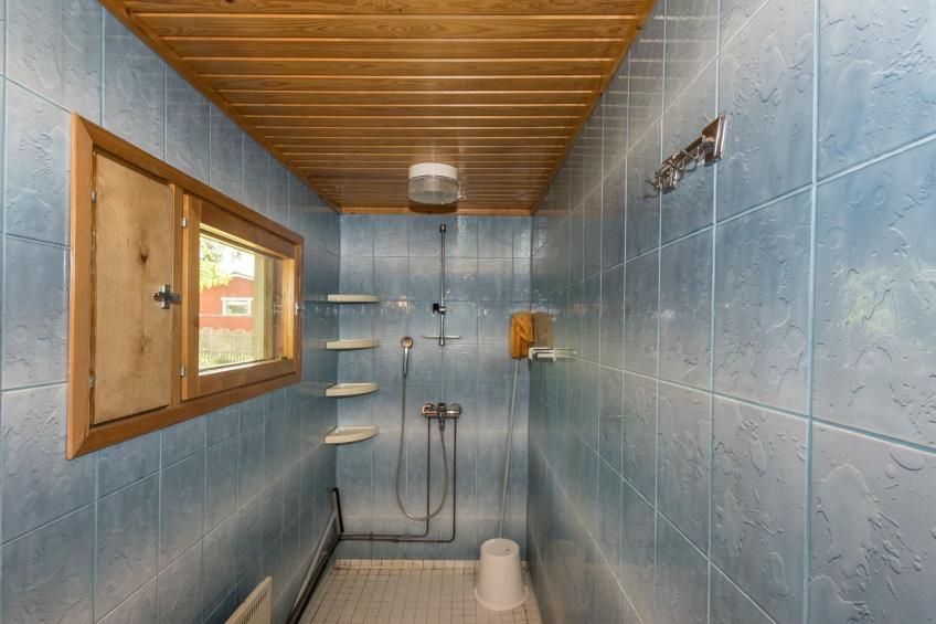 Lampaluodon punainen tupa - foto 8