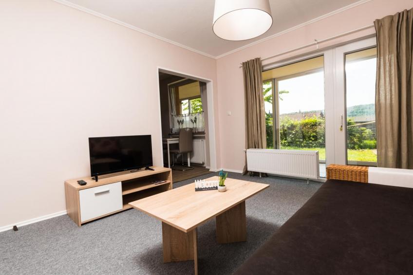 Große Wohnung in Bodenwerder mit Garten, Terrasse und gemeinsamem Pool