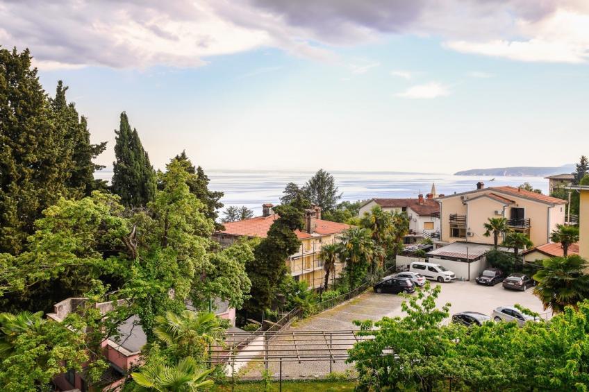 Charming Lovran Apartments with Wonderful Sea View - Two Bedroom Apartment - foto 24