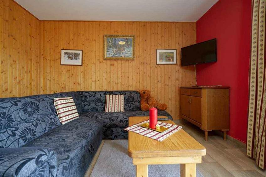 Holiday home with barbecue and terrace - BF-5XXJ9 - foto 11