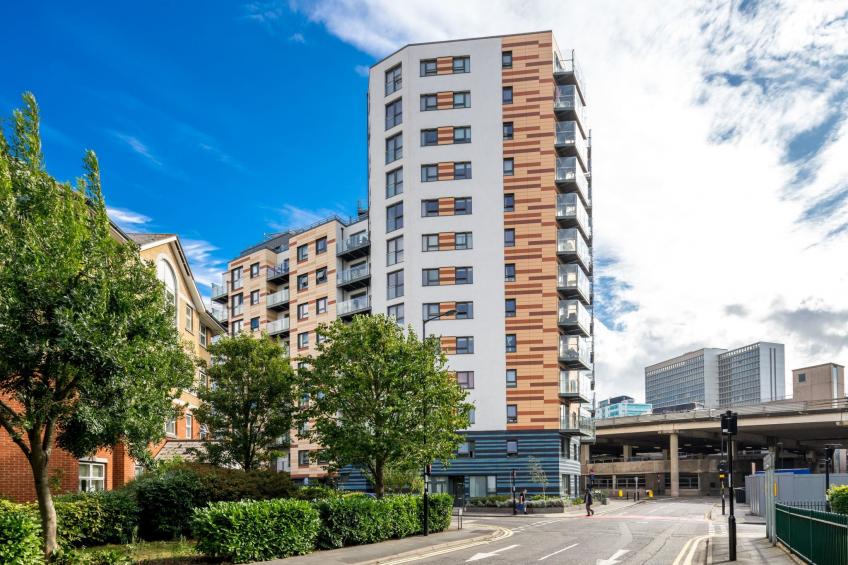 Atemberaubende Wohnung, in der Nähe von East Croydon Station - foto 12