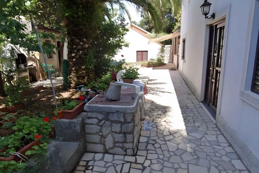 Vakantiewoning met terras en wasmachine - VW-RBJM - foto 2