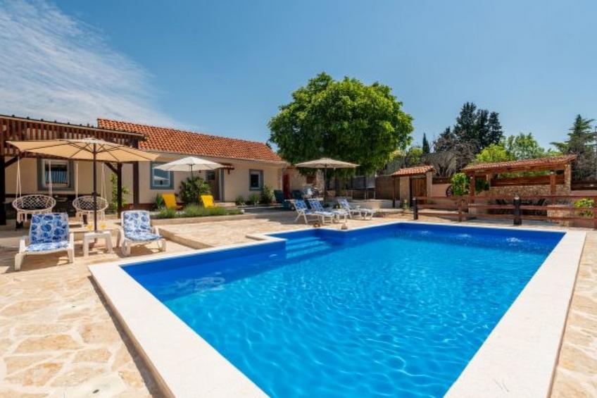 Holiday Home Burgija