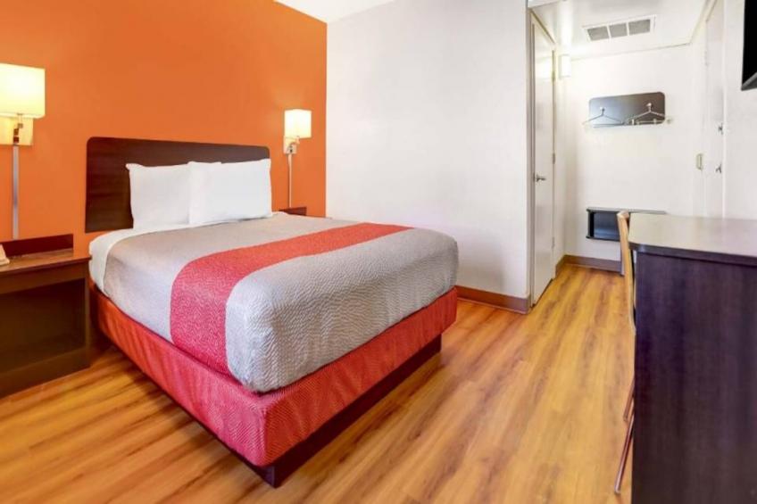 1 Queen Bed - foto 7
