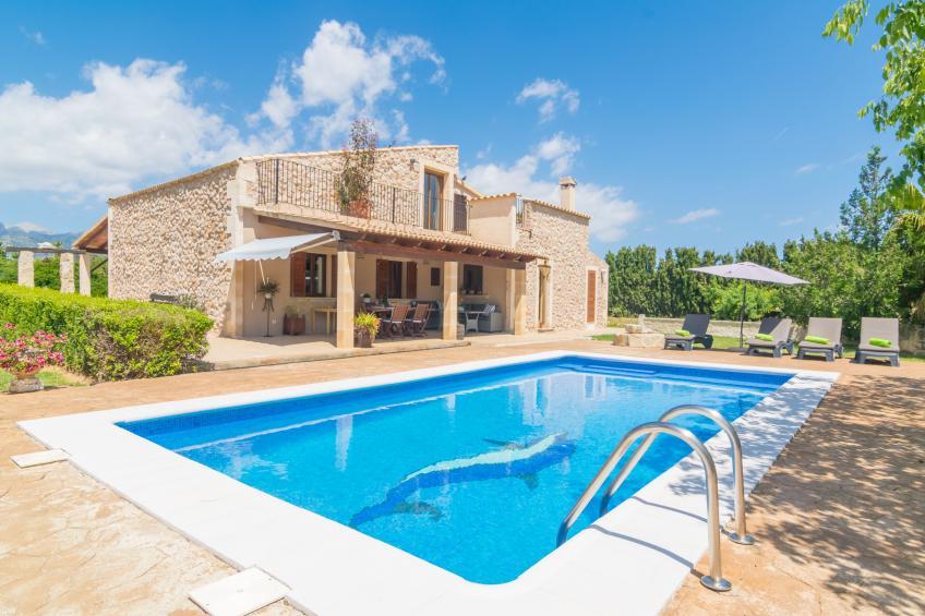 FINCA MIRALLES