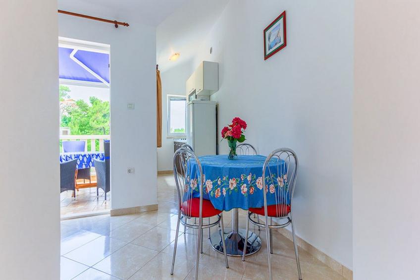 Apartments Ivo - One bedroom apartment with terrace and sea view (A5) - foto 12