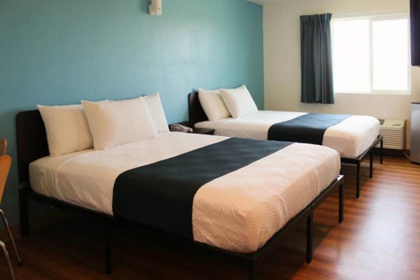 2 Queen Beds  Non-Smoking - foto 6