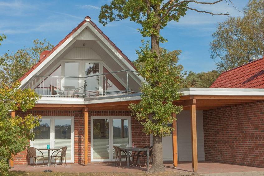 mit atemberaubendem Blick auf den See