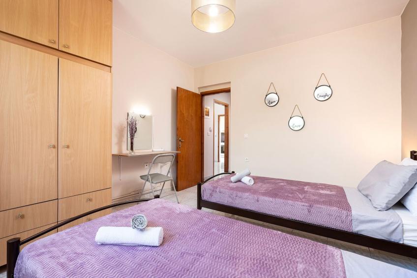 in einem Olivenhain in Strandnähe - foto 7