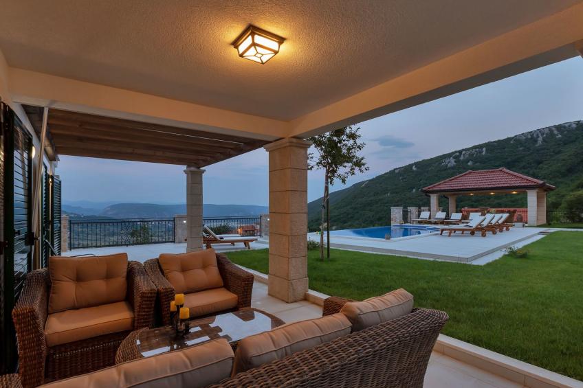 Villa mit Panorama - foto 37