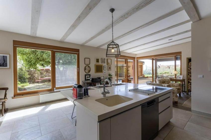 Poolside Grand Retreat Villa - foto 2