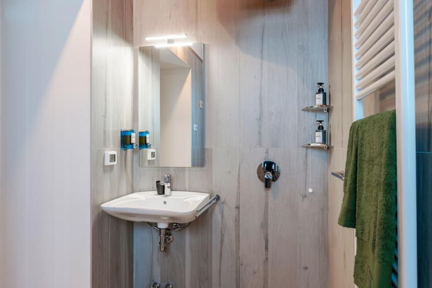 Zweizimmerwohnung mit zwei Einzelbetten und Schlafsofa - foto 9