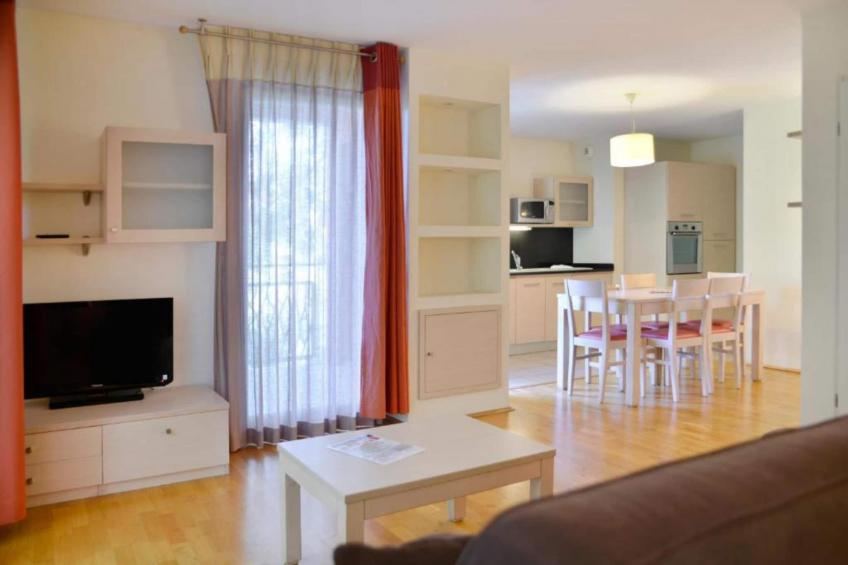 Adonis Divonne-les-Bains T2 Park side - foto 11