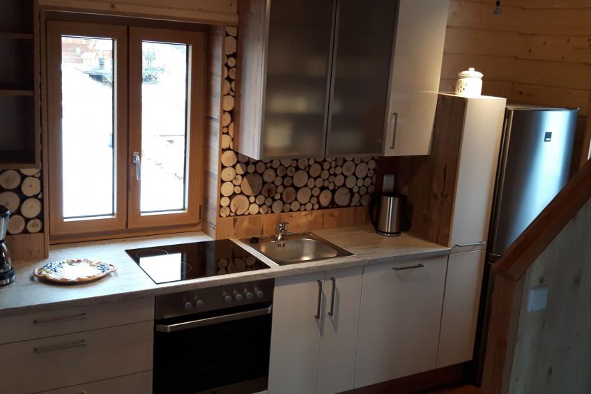 Gemütliche Bergehütte für acht Personen mit Outdoor-Badefass und Sauna - foto 13