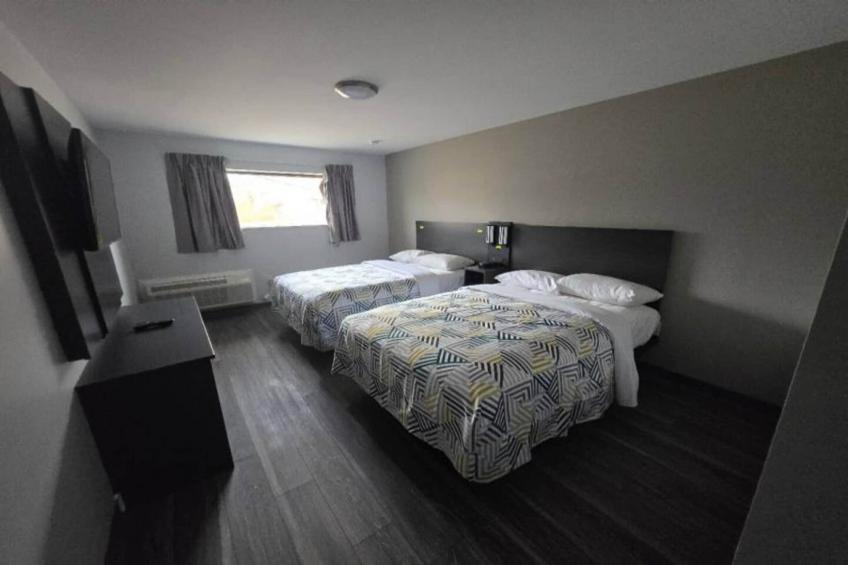 2 Full Beds  Non-Smoking - foto 8
