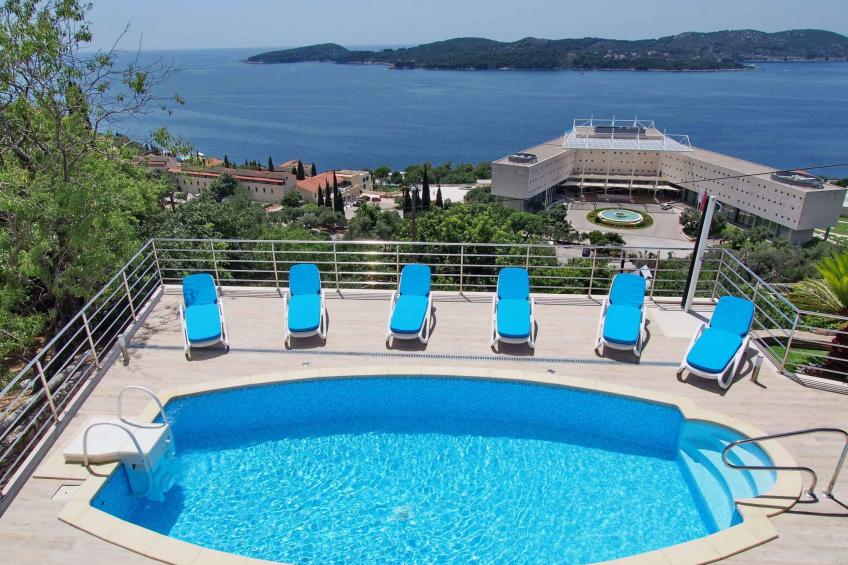 Holiday home with air conditioning, pool and sea view in Orašac - BF-NJH63 - foto 14