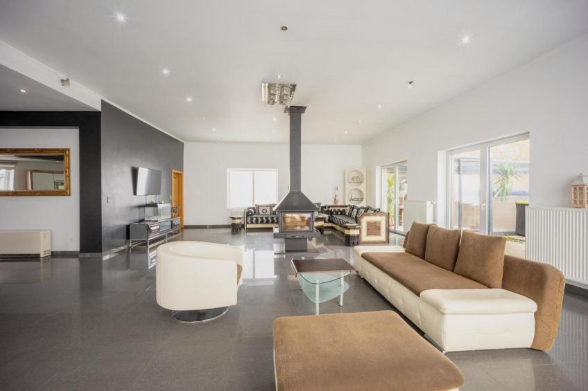 Magnifique maison de vacances pour 8 adultes avec pscine intérieure  Sauna Bains à remous et  Hamam - foto 3