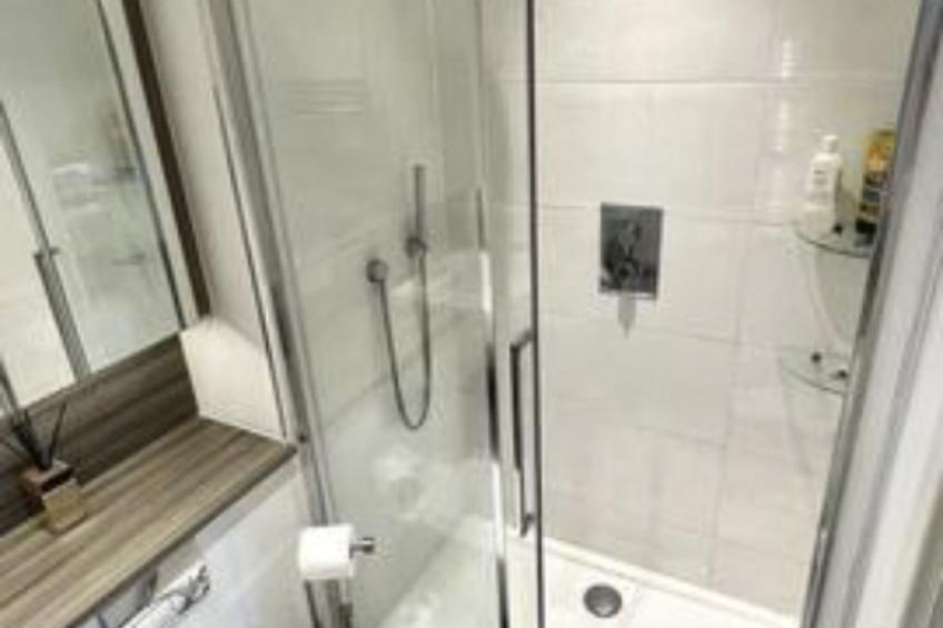 für 2 Personen ca. 300 m² in London-Harrow, London - foto 11