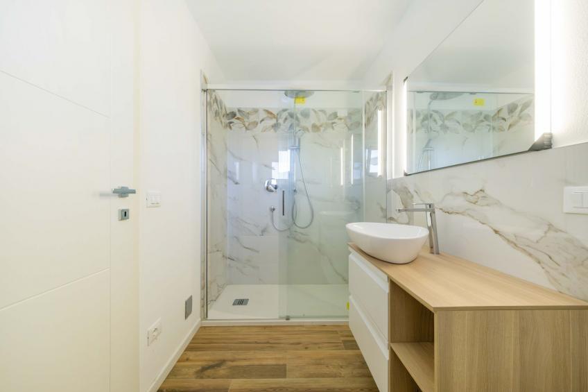 Privater Pool und herrlicher Seeblick - foto 16