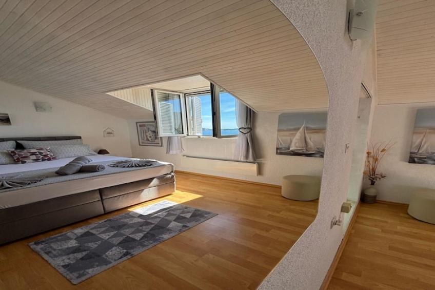 Indy's Beach Apartments -Two Bedroom Apartment with Balcony and Sea View - foto 31