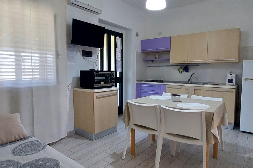 Zwei-Zimmer-Penthouse-Wohnung mit Terrasse mit Meerblick - foto 3