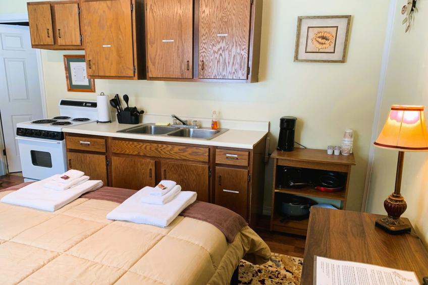 King Bed Riverfront Efficiency - foto 42