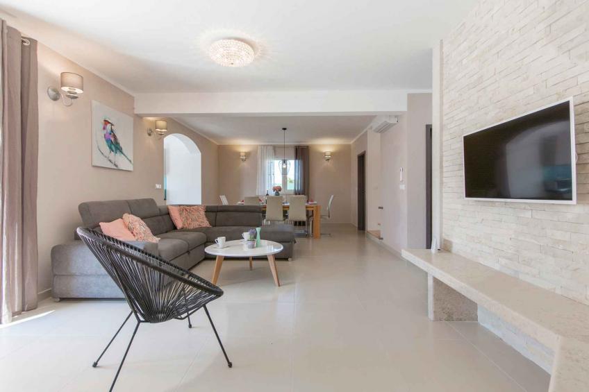Villa met zwembad en airconditioning - BF-Y8XNV - foto 15