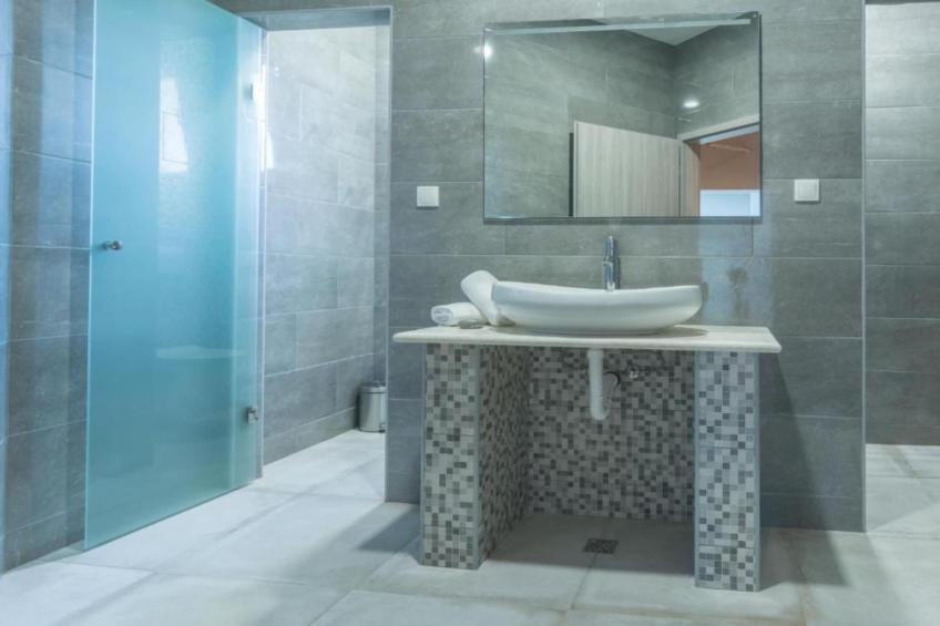 Holiday House BALEN with Swimming Pool - Six Bedroom Holiday House With Pool - foto 17