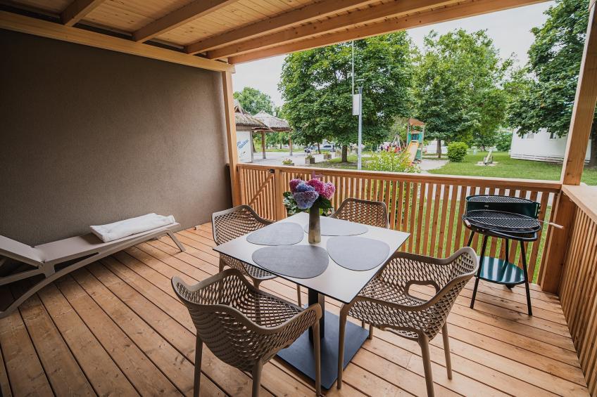 Lake Serenity Premium Mobile Homes with Thermal Riviera Tickets - Three Bedroom Mobile Home 15\/022 - foto 28