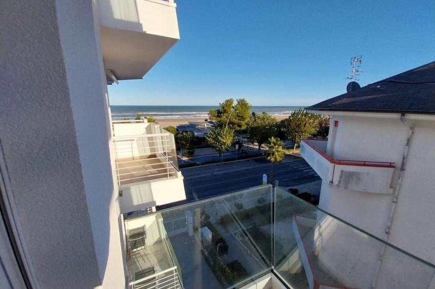 Helle und neue Ferienwohnung direkt am Strand - foto 14