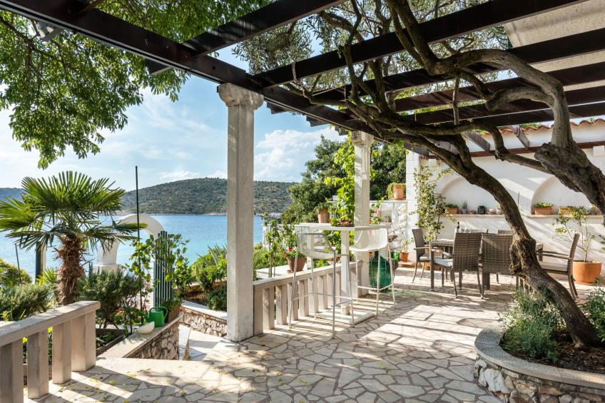 mit Blick auf das Wasser - foto 2