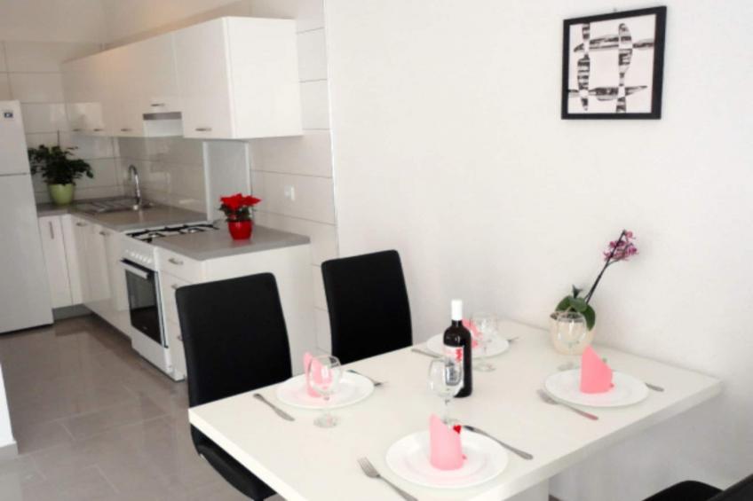 Paradise Apartments-Apartman with sea view and balcony 4 - foto 3