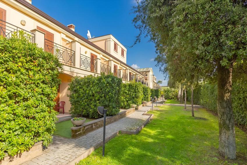 Quadrilocale vista giardino 217 - 5 pax