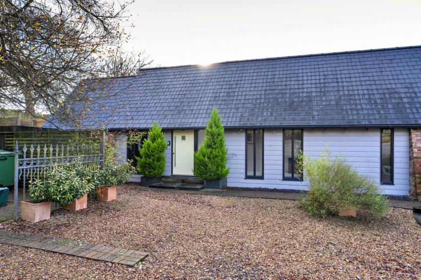 Ploughman's Row No. 1 at Dairy Cottages