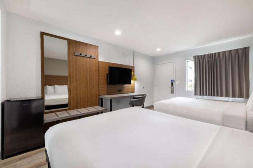 1 King Bed  Non-Smoking - foto 19