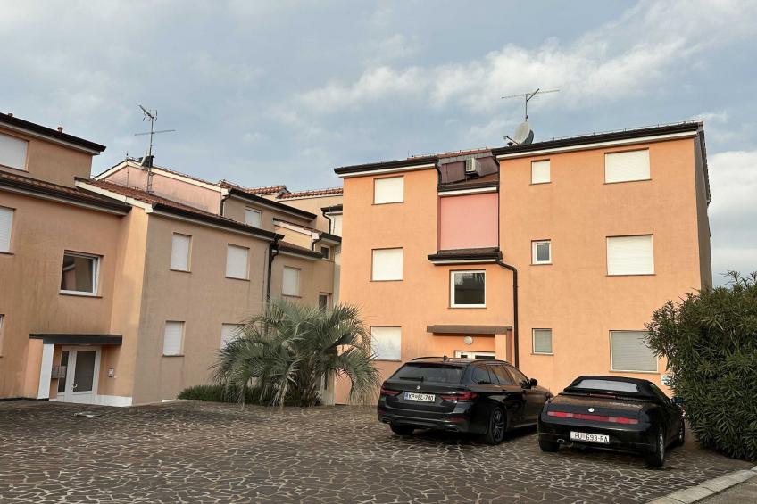 Classic and Modern Umag Apartment with Terrace and BBQ - Two Bedroom Apartment with Terrace - foto 31