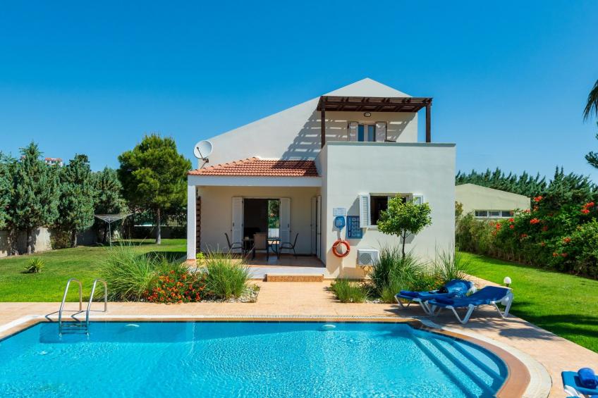 Ferienvilla Athena Classico mit Pool