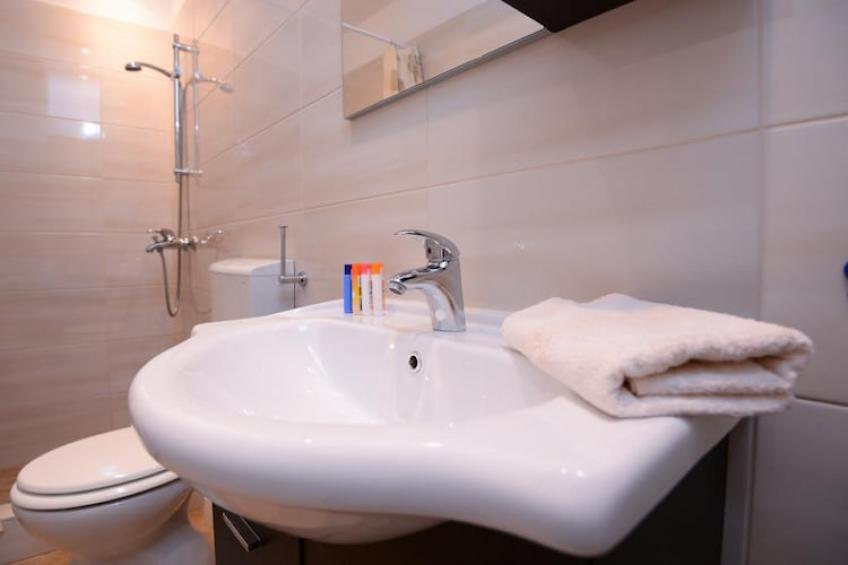 Ploce Apartments- Comfort Studio With Terrace And Sea View - Petra Krešimira IV 51 - foto 4