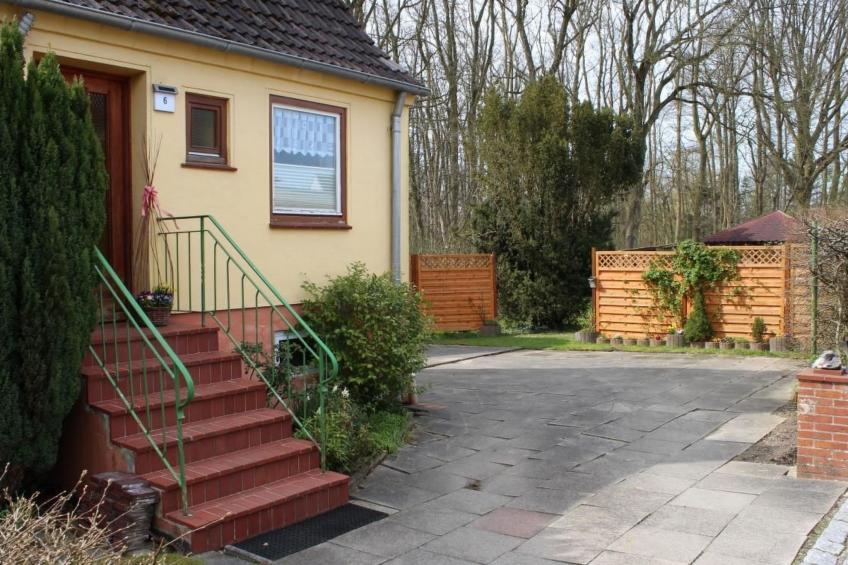 Appartement mit Garten, Grill und Terrasse