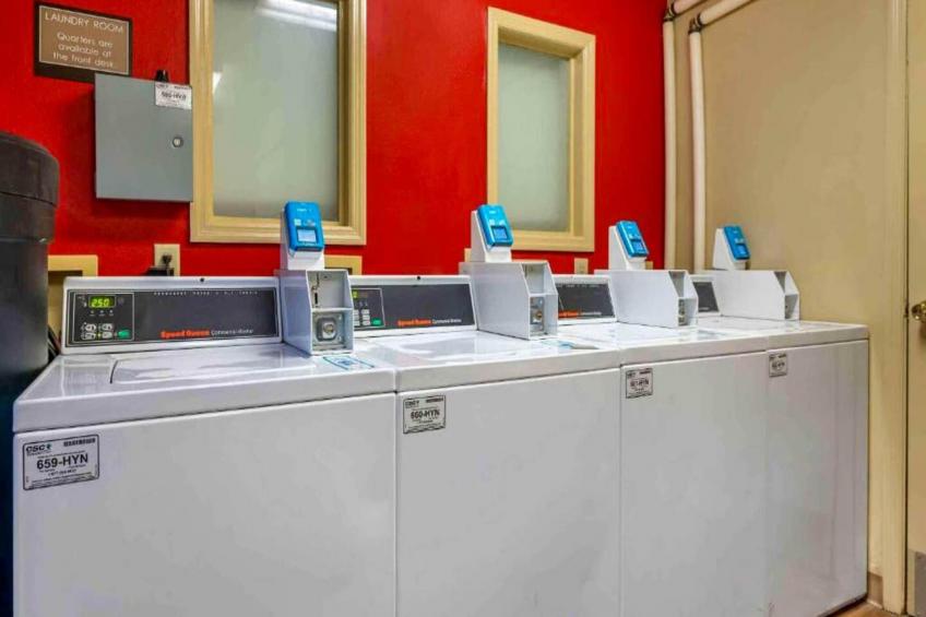 1 Queen Bed | Suite, Non-Smoking, Kitchen - foto 19