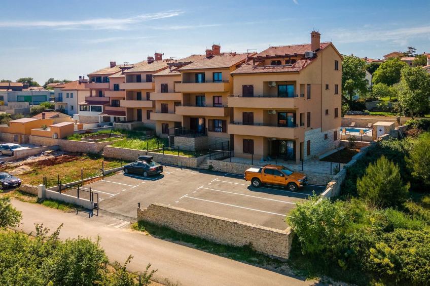 Cesare 1 - Modern Apartment with Shared Pool - foto 28