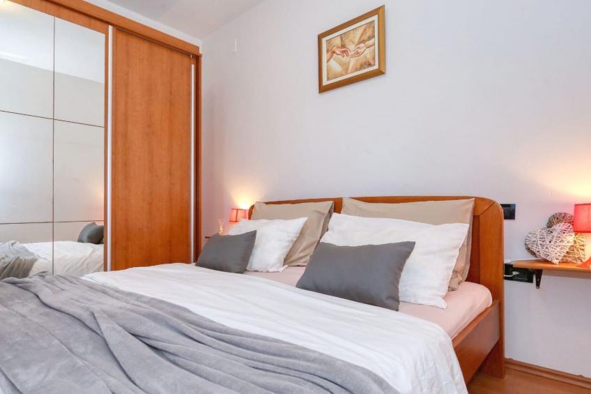 Villa für 10 Personen mit großem Garten - TA Leut - foto 19