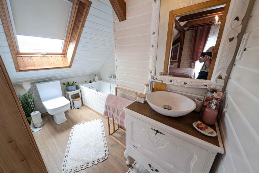 Vakantiehuis in een schilderachtig landschap met tuinkeuken en houten ton met whirlpool - BF-4FKRG - foto 41