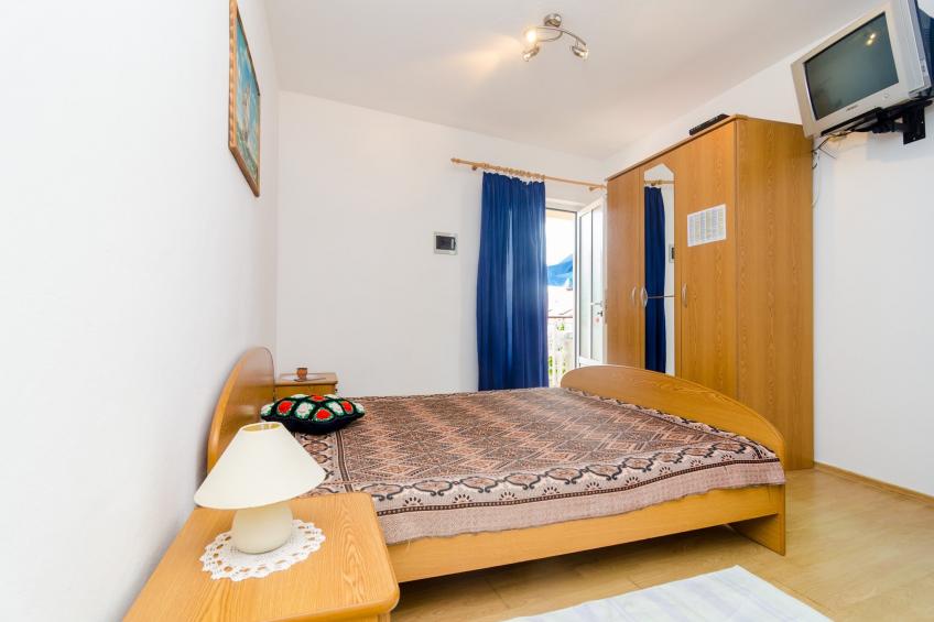 Apartments Rašica Molunat - Basic Studio Apartment with Patio and Side Sea View (Apartment 15) - foto 4