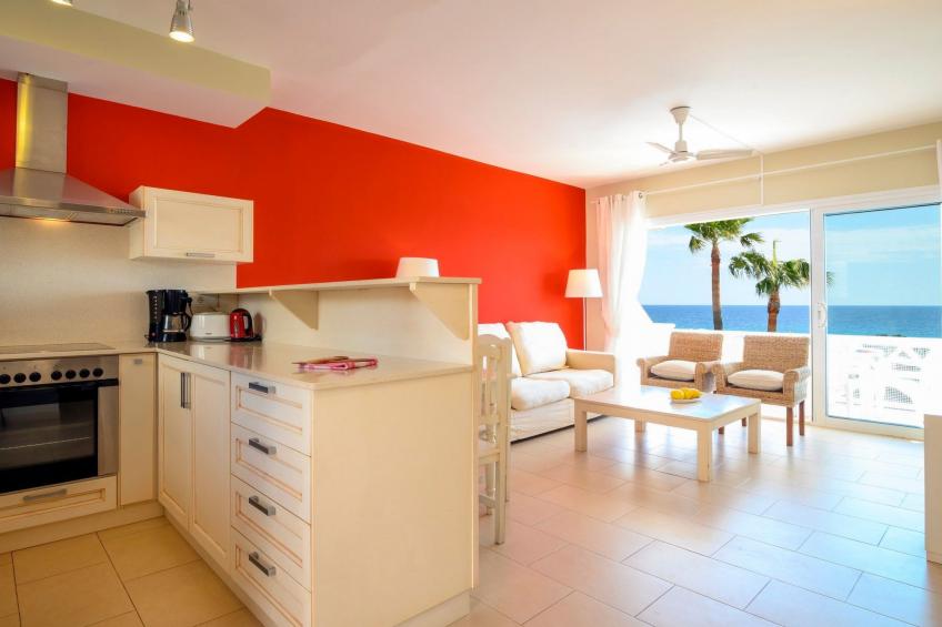 Wohnung mit gemeinsamem Pool und Meerblick